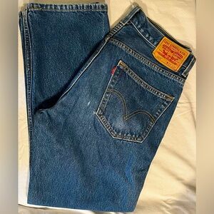 Two pair of blue 505 Levi’s jeans, 33W x30L.